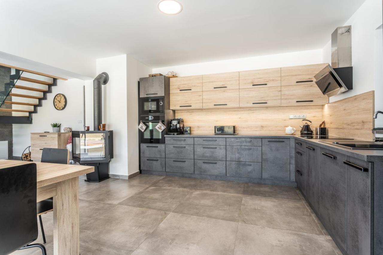 Apartman Sonnenberg - Klinovec Loučná pod Klínovcem Buitenkant foto
